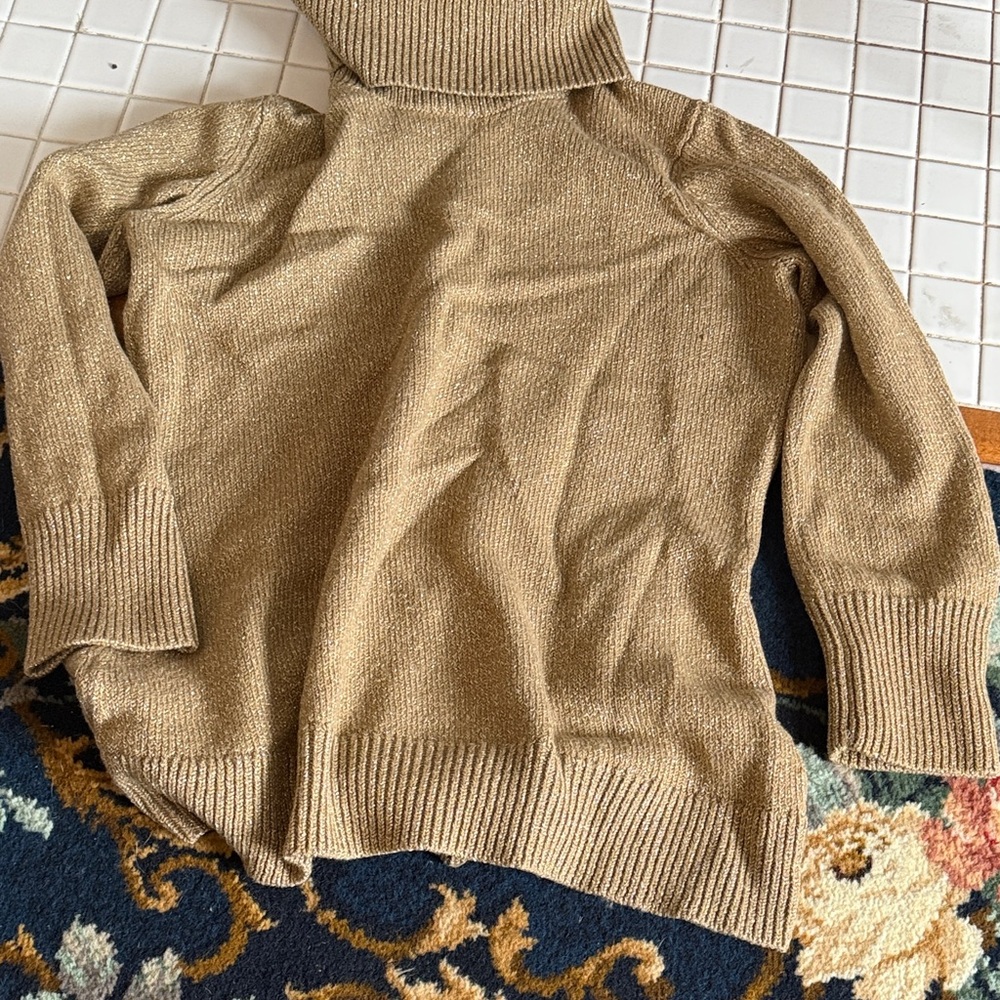 Ann Taylor‎ Metallic Gold Sweater- worn about 4x